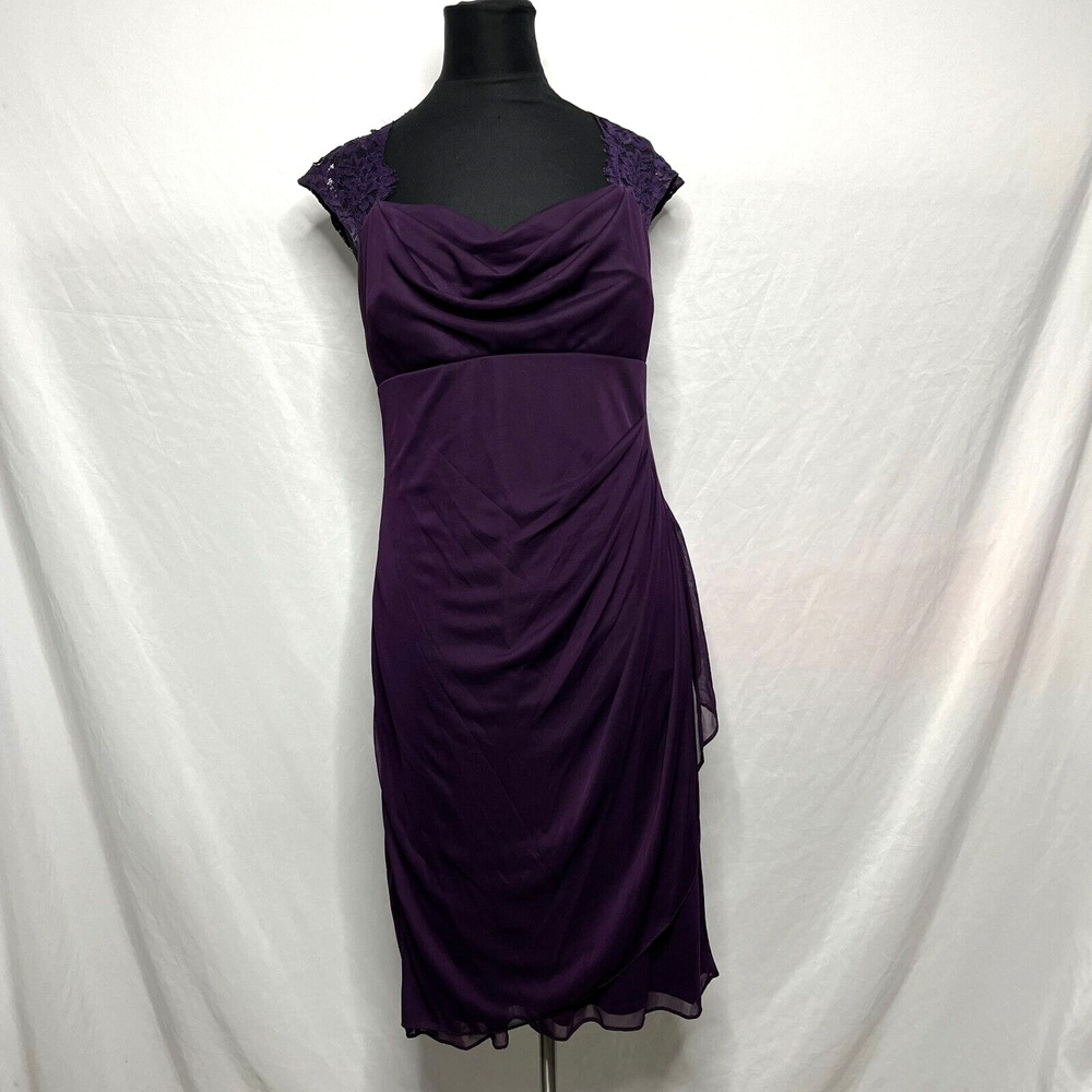XSCAPE Women Size 10 Purple Rounded Neck Formal Dress Shoulder Cap Sleeve Lace